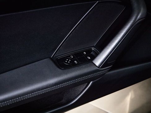 Used 2023 Porsche 911 Carrera T image 22