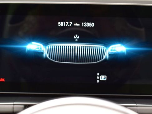 Used 2023 Mercedes-Benz Maybach GLS 600 4MATIC image 30
