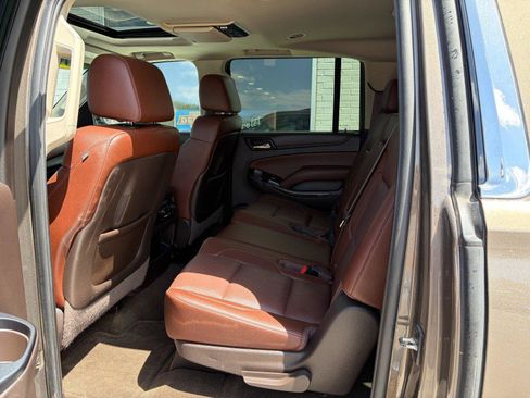 Used 2015 Chevrolet Suburban LTZ AWD/4WD image 22