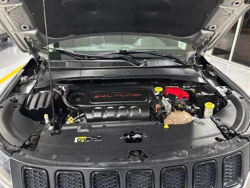 Used 2020 Jeep Compass Latitude AWD/4WD image 44