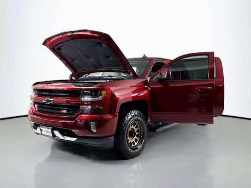 Used 2017 Chevrolet Silverado 1500 LT w/ All Star Edition AWD/4WD image 15