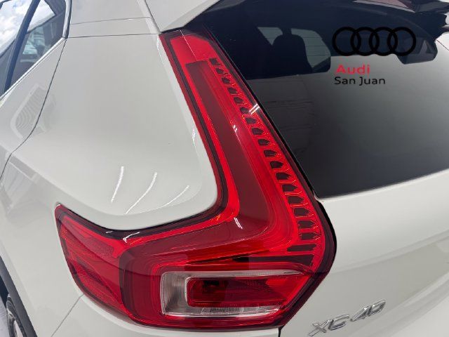 Used 2023 Volvo XC40 B5 Plus w/ Driver Assist Package AWD/4WD image 10