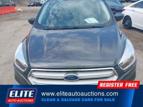 Used 2018 Ford Escape SE image 11