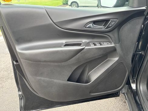 Used 2021 Chevrolet Equinox LT AWD/4WD image 12