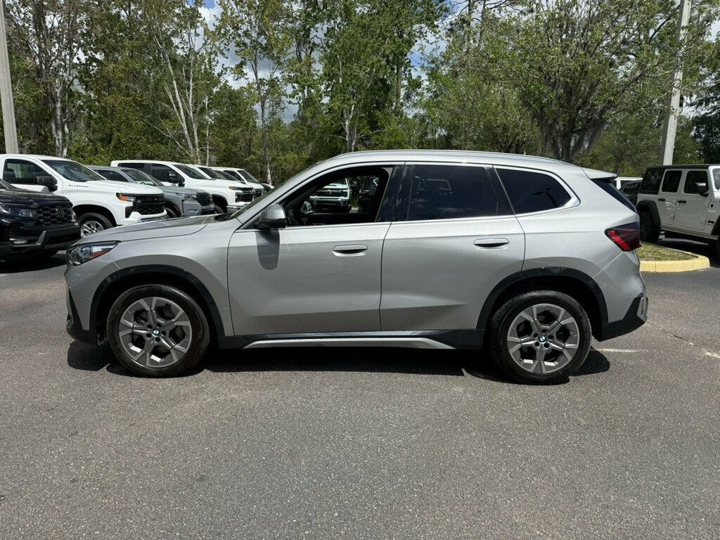 Used 2025 BMW X1 xDrive28i AWD/4WD image 2