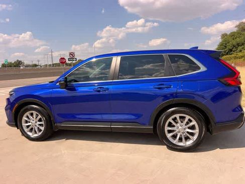 Used 2023 Honda CR-V EX-L image 4