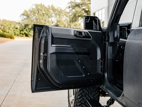 Used 2024 Ford Bronco Big Bend image 80