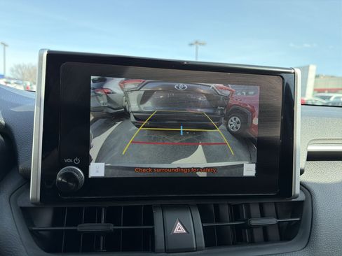 Used 2023 Toyota RAV4 LE image 18