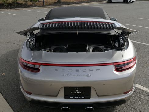 Used 2017 Porsche 911 Carrera 4S image 33