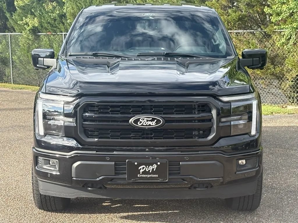 Used 2025 Ford F150 Lariat w/ Equipment Group 501A Mid AWD/4WD image 10