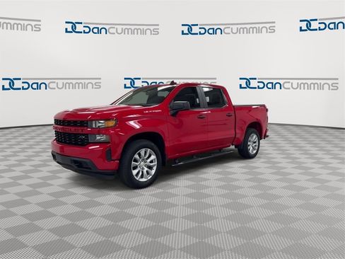 Used 2020 Chevrolet Silverado 1500 Custom w/ Custom Value Package image 4