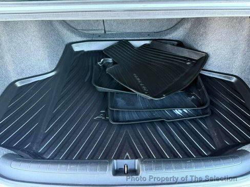 Used 2018 Honda Accord EX-L image 39