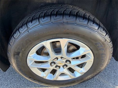 Used 2019 Chevrolet Traverse LT image 20