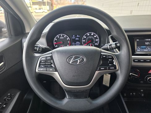 Used 2018 Hyundai Accent SE image 15
