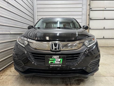 Used 2019 Honda HR-V LX image 3