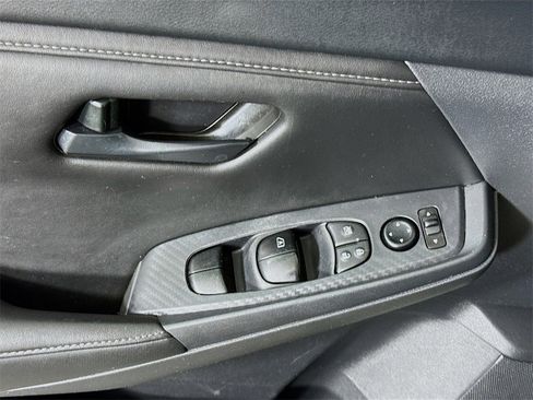 Certified 2025 Nissan Sentra S image 22