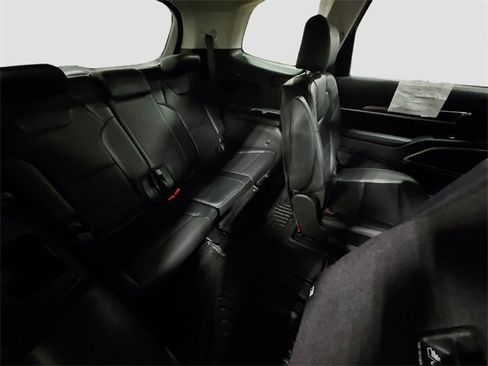 Used 2024 Kia Telluride S w/ S Sunroof Package image 32