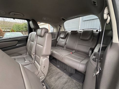 Used 2016 Honda Odyssey EX-L image 15