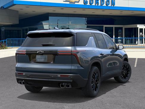New 2026 Chevrolet Traverse LT w/ Midnight/Sport Edition image 4