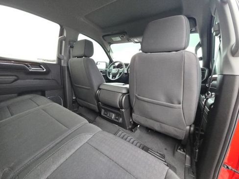 Used 2024 GMC Sierra 1500 Elevation AWD/4WD image 17