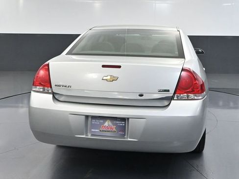 Used 2011 Chevrolet Impala LS FWD image 5