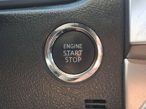 Used 2022 Toyota 4Runner SR5 AWD/4WD image 25