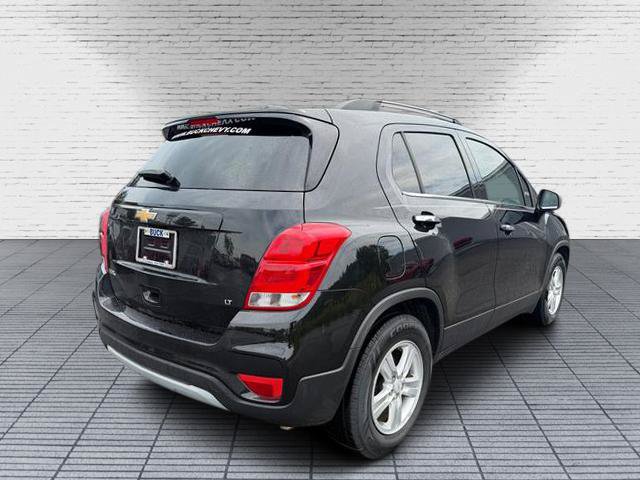 Used 2020 Chevrolet Trax LT w/ LT Convenience Package FWD image 4