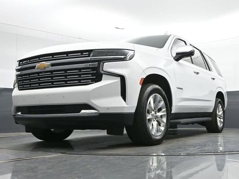 Used 2021 Chevrolet Tahoe Premier w/ Premium Package AWD/4WD image 29