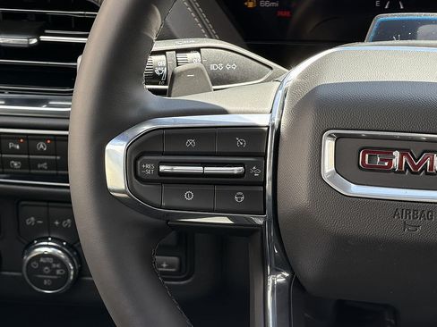 New 2026 GMC Yukon XL Elevation w/ Elevation Premium Package RWD image 10