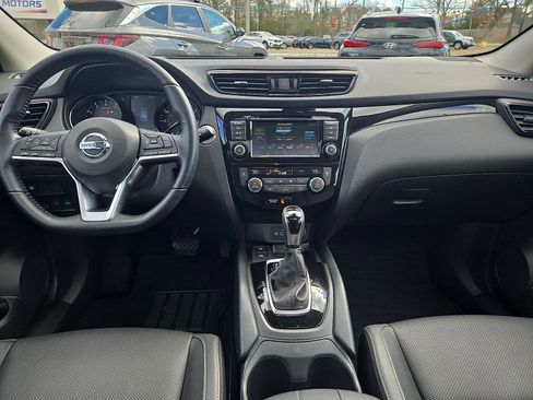 Used 2021 Nissan Rogue Sport SL w/ Premium Package AWD/4WD image 10