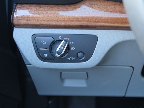 Used 2023 Audi Q5 2.0T Premium Plus image 22