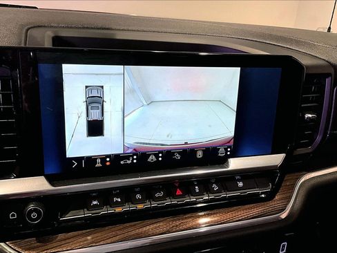 Used 2024 Chevrolet Silverado 1500 RST AWD/4WD image 16