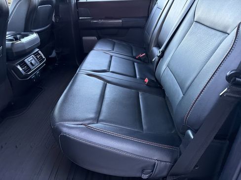 Used 2023 Ford F150 Lariat w/ Equipment Group 502A High image 19