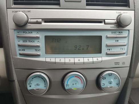 Used 2008 Toyota Camry XLE FWD image 6