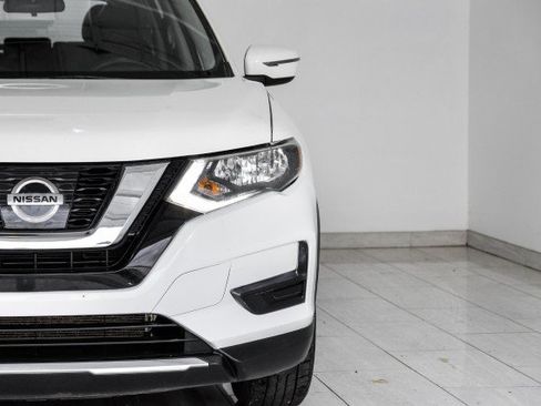 Used 2017 Nissan Rogue S FWD image 35