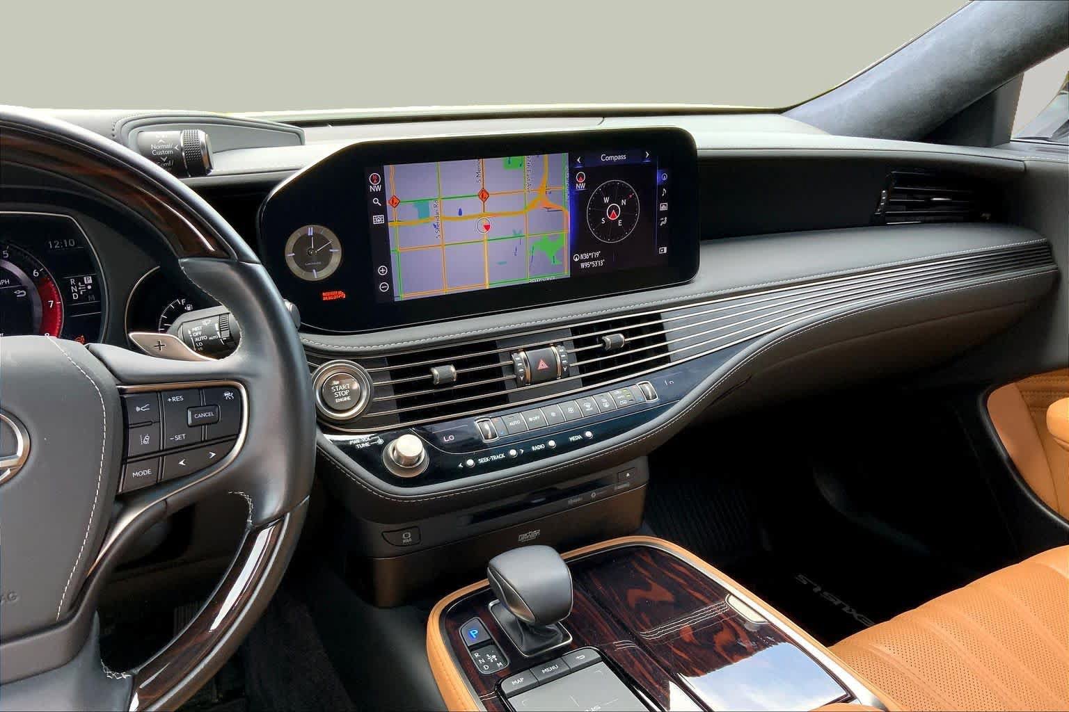 Used 2022 Lexus LS 500 w/ Interior Upgrade Package RWD image 7