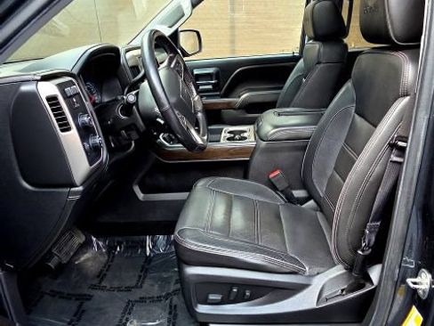 Used 2018 GMC Sierra 1500 Denali w/ Denali Ultimate Package AWD/4WD image 12