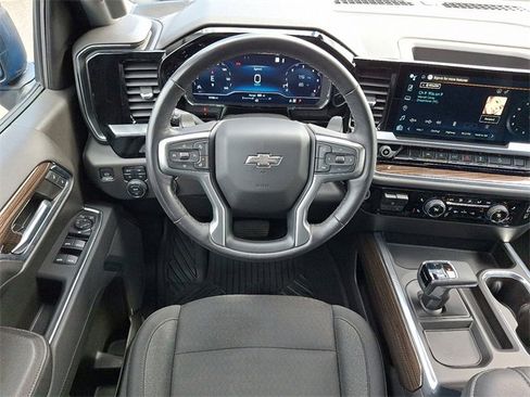 Certified 2023 Chevrolet Silverado 1500 RST image 11
