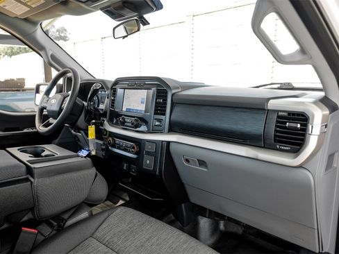 Used 2021 Ford F150 XL w/ Equipment Group 101A High image 9