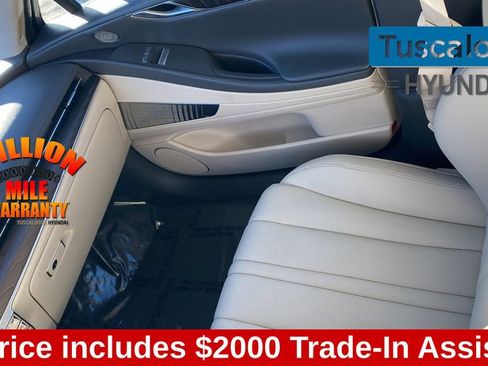 Used 2022 Genesis G80 2.5T w/ Advanced Package image 32