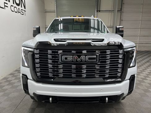 Used 2026 GMC Sierra 2500 Denali Ultimate AWD/4WD image 7