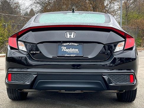 Used 2019 Honda Civic EX image 4