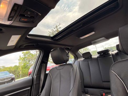 Used 2018 BMW 340i xDrive Sedan AWD/4WD image 22