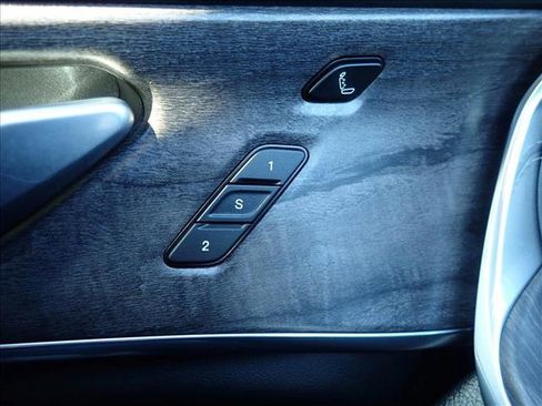 Used 2023 Jeep Grand Cherokee Overland w/ Adv Protech Group III image 25