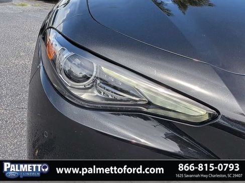 Used 2019 Alfa Romeo Giulia Ti w/ Quick Order Package 22X Lusso AWD/4WD image 9