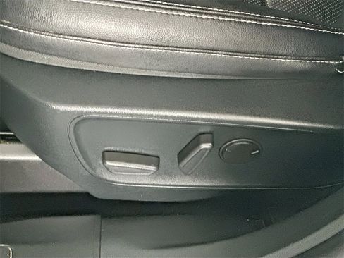 Used 2021 Ford Escape SEL image 22