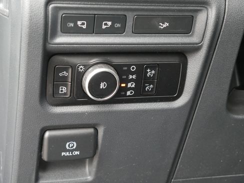 Used 2023 Ford F150 XLT w/ Equipment Group 302A High image 5