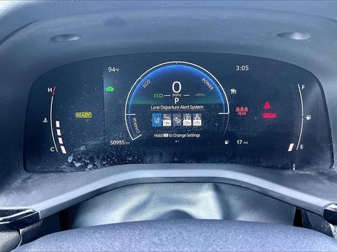 Used 2025 Toyota Camry LE FWD image 19