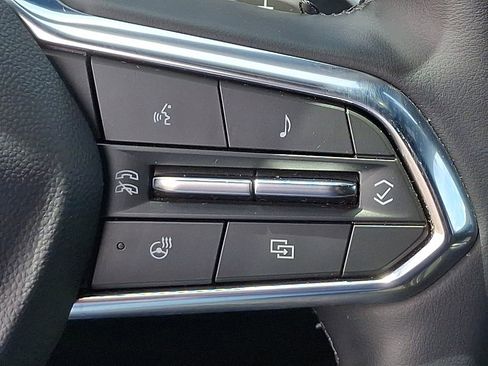 Used 2025 Chevrolet Equinox LT AWD/4WD image 22