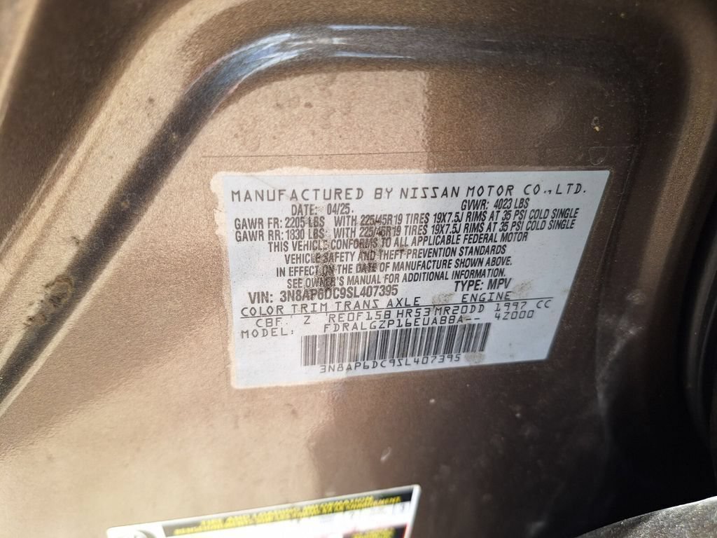 Used 2025 Nissan Kicks SR w/ SR Premium Package FWD image 32